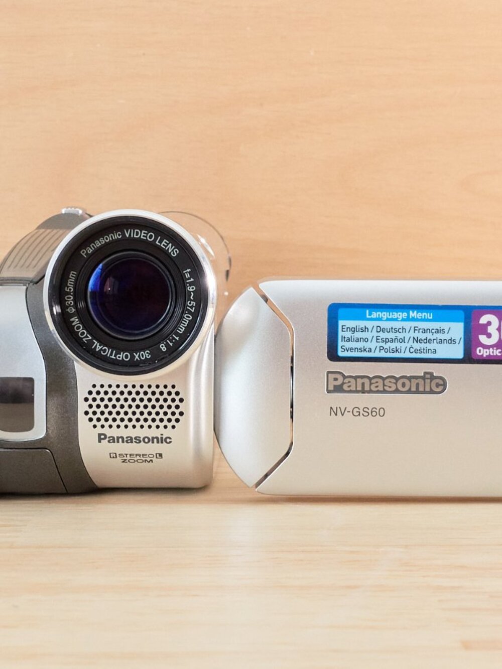 Panasonic NV-GS60 MiniDV Camcorder 30x Optical Zoom Tested Working